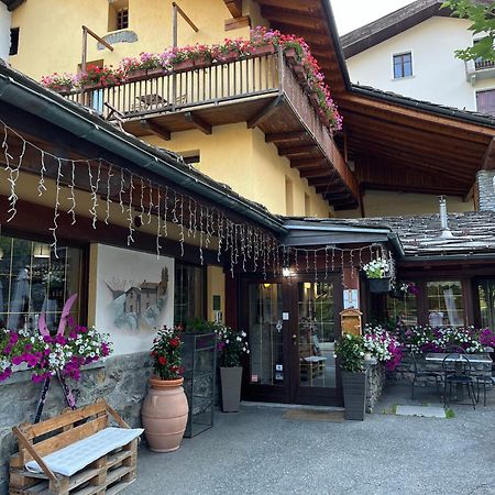 Hotel Coeur Du Village La Thuile Exterior photo